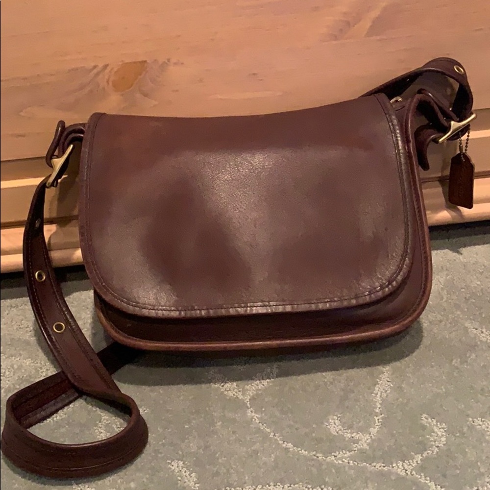 Vintage Medium Coach Messenger Bag